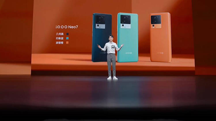 华为手机手柄王者荣耀
:​双芯升级畅玩各类游戏 iQOO Neo7正式发布